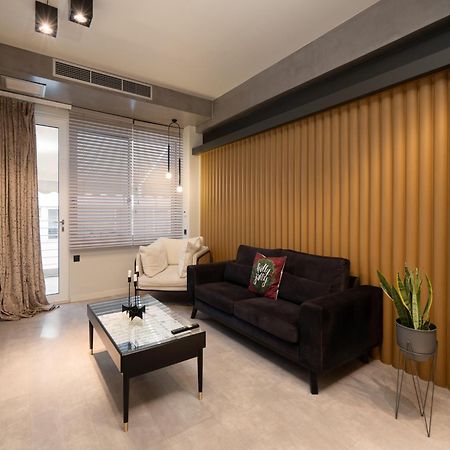 A Place 4U No6 - City Escape With Balcony Lounge & Open Living Space Athen Eksteriør billede