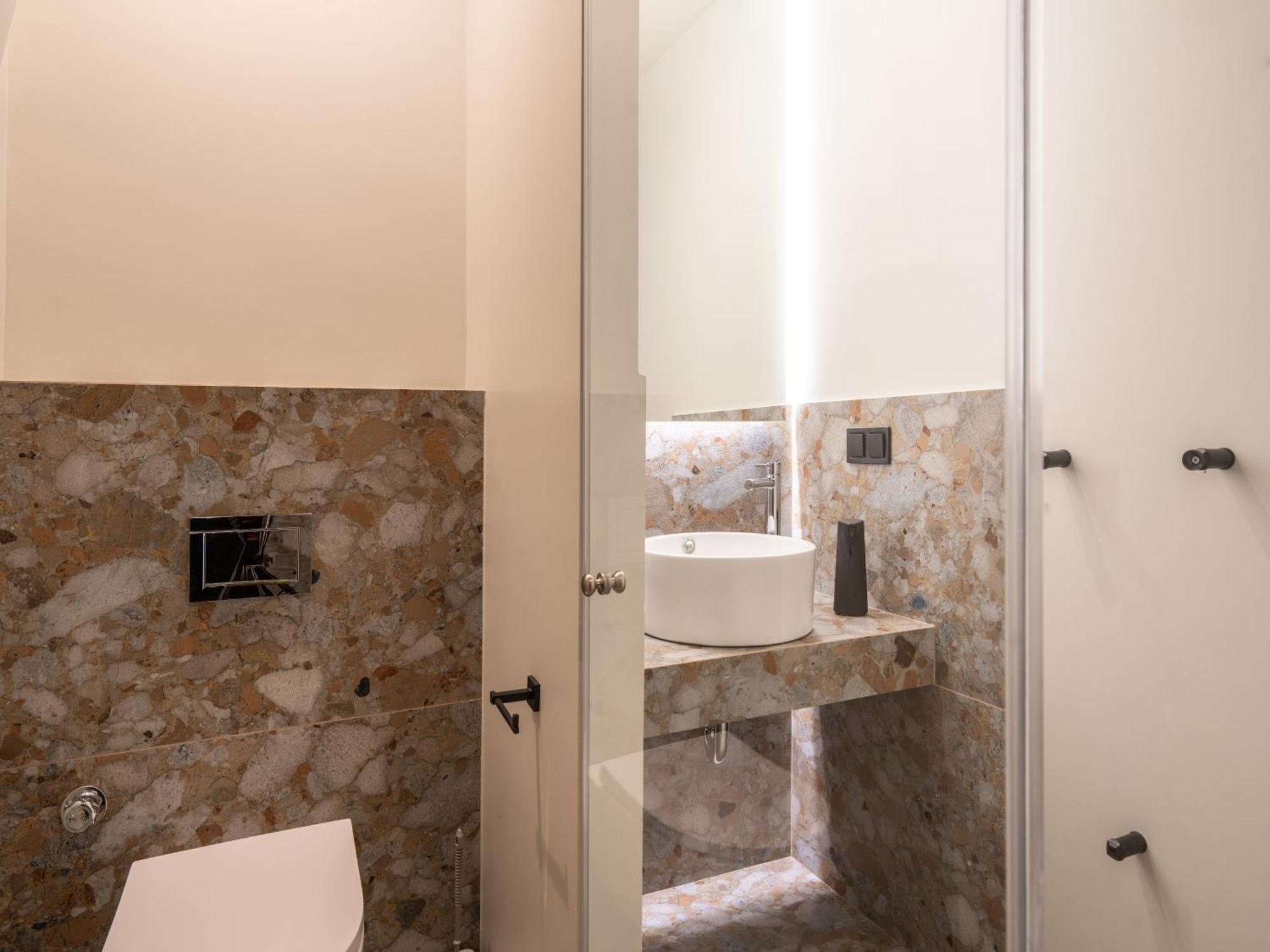 A Place 4U No6 - City Escape With Balcony Lounge & Open Living Space Athen Eksteriør billede