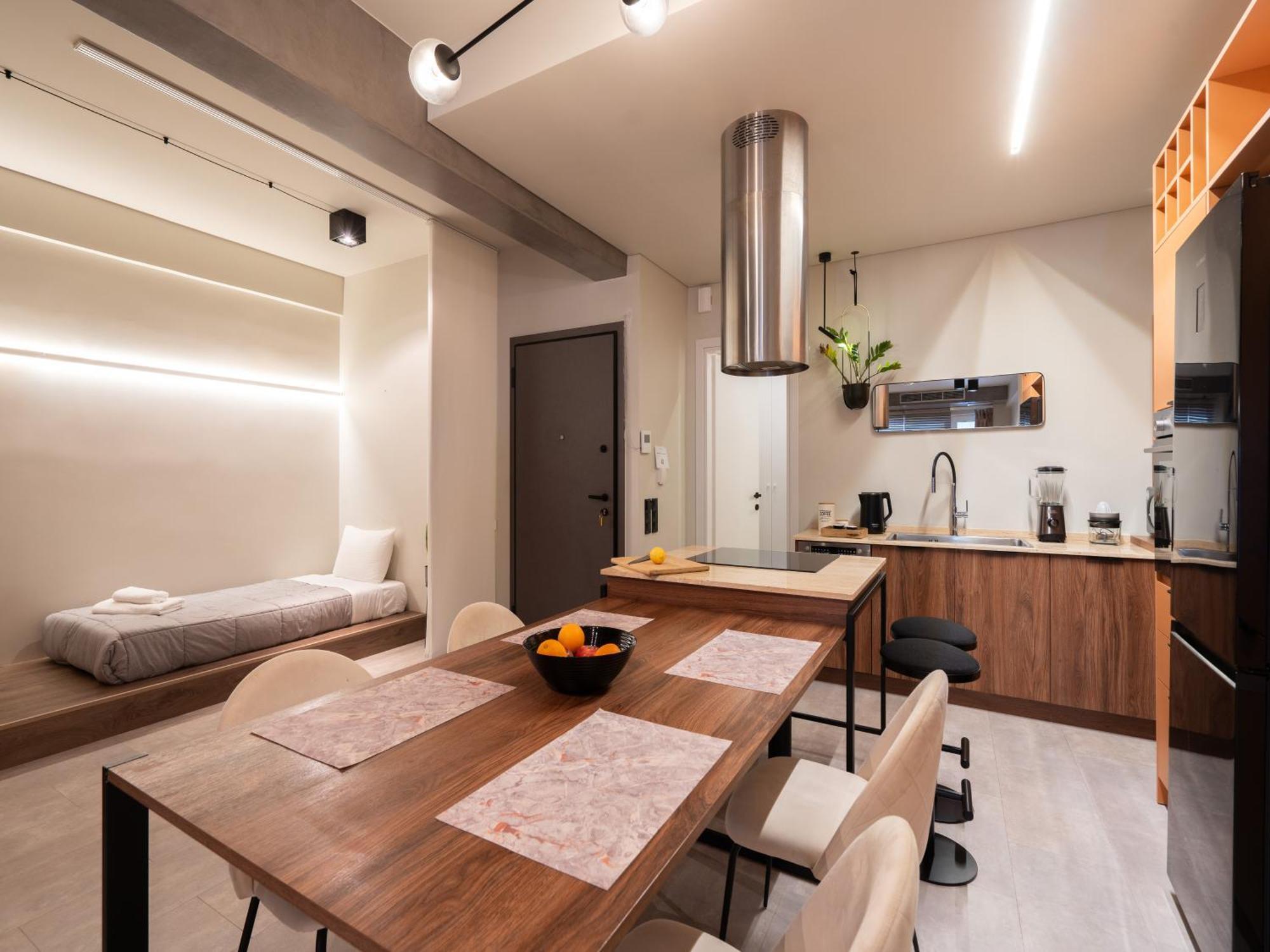 A Place 4U No6 - City Escape With Balcony Lounge & Open Living Space Athen Eksteriør billede